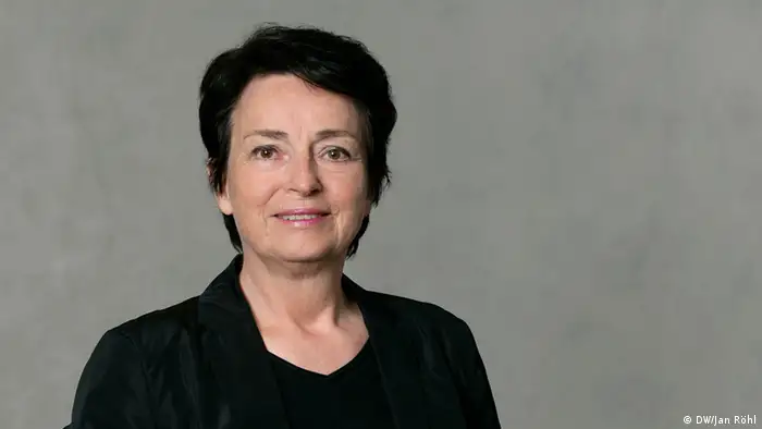 Prof. Dr. Claudia Mast