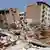 Arşiv - 17 Ağustos 1999'da yaşanan deprem sonrasında Adapazarı