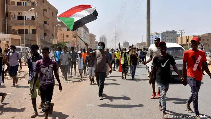Protesters hit Sudan streets calling for political reforms