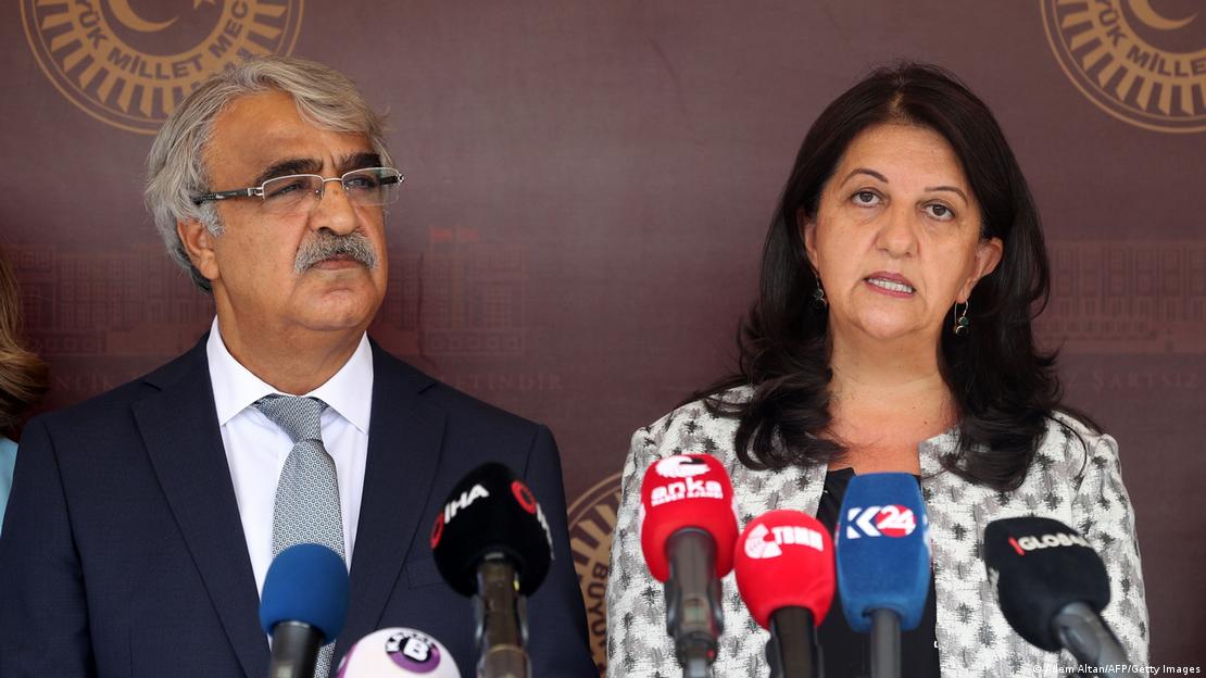 HDP eş genel başkanları Mithat Sancar ve Pervin Buldan 