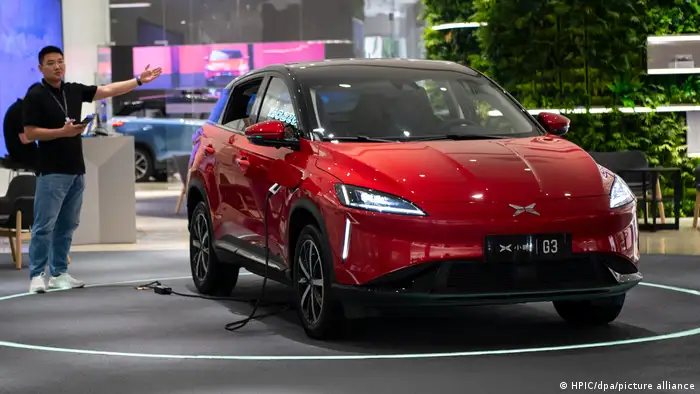 中國電商巨擘阿里巴巴與中國電動車廠小鵬汽車，曾合力開發電動汽車產品，圖為2019年電動車資料照