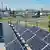 Солнечная электростанция снабжает электричеством административные здания Омского нефтеперерабатывающего завода компании "Газпром нефть"