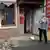 Один из киевских магазинов после очередного российского обстрела