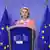 أورزولا فون دير لاين رئيسة المفوضية الأوروبية في بروكسل 27.02.2022