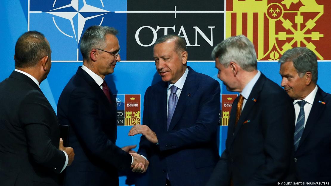 Türkiye, geçen yıl Madrid zirvesinde, İsveç ve Finlandiya'nın üyeliğine vetoyu kaldırmıştı