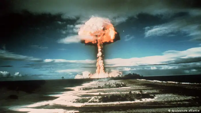Atompilz Atomwaffe Nuklearwaffe Atombombe 
