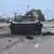 Balakliya'daki bir caddede yok edilmiş bir tank