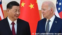 全球对手：中国和美国。习近平和拜登2022年11月在巴厘岛举行的G20峰会上