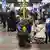 Жители Киева прячутся в метро во время воздушной тревоги