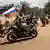 Burkina Faso | Drapeau russe lors d'un défilé