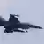 Myśliwiec F-16 w powietrzu