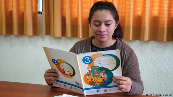 Guatemala I Projekt DW Akademie / ASEC - MIL Books and Games