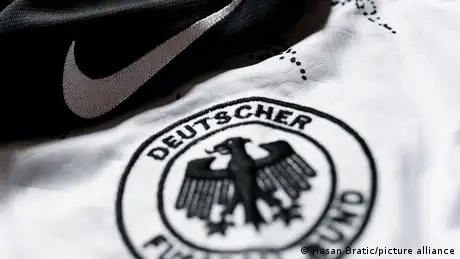 德国足协宣布，2027年1月起将改与美国体育用品大牌耐克合作